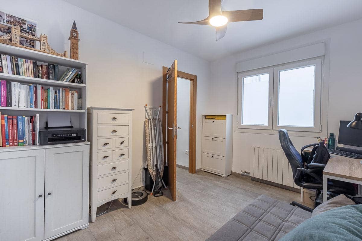2 slaapkamer Flat te koop in Armilla met garage - € 195.000 (Ref: 9605227)