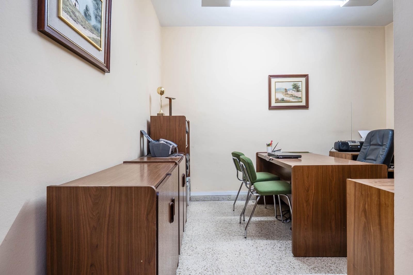 5 Zimmer Wohnung zu verkaufen in Granada Stadt - 295.000 € (Ref: 9605230)