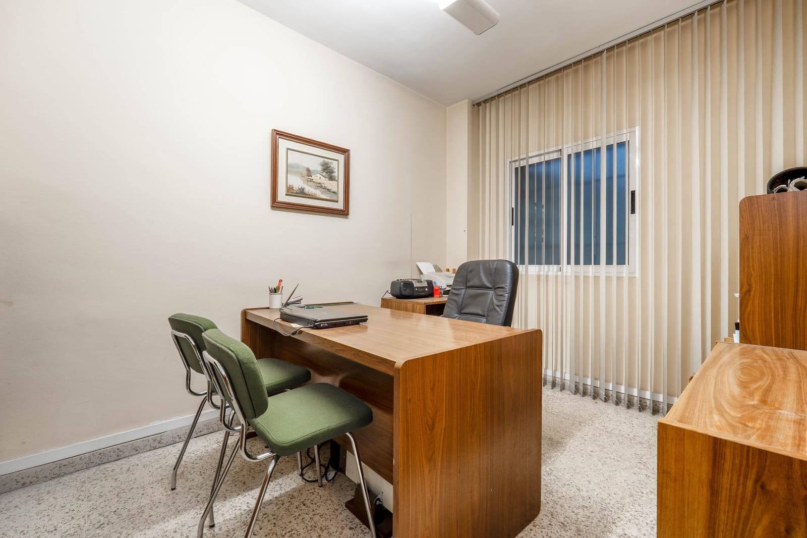 5 Zimmer Wohnung zu verkaufen in Granada Stadt - 295.000 € (Ref: 9605230)