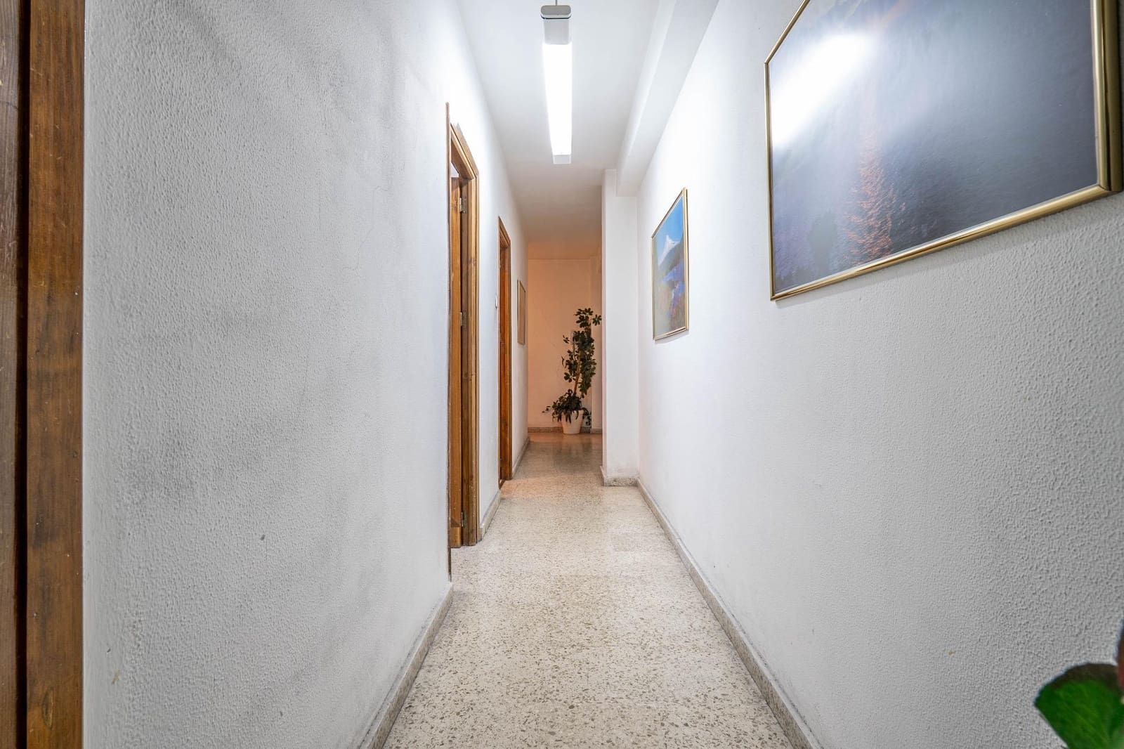 5 Zimmer Wohnung zu verkaufen in Granada Stadt - 295.000 € (Ref: 9605230)