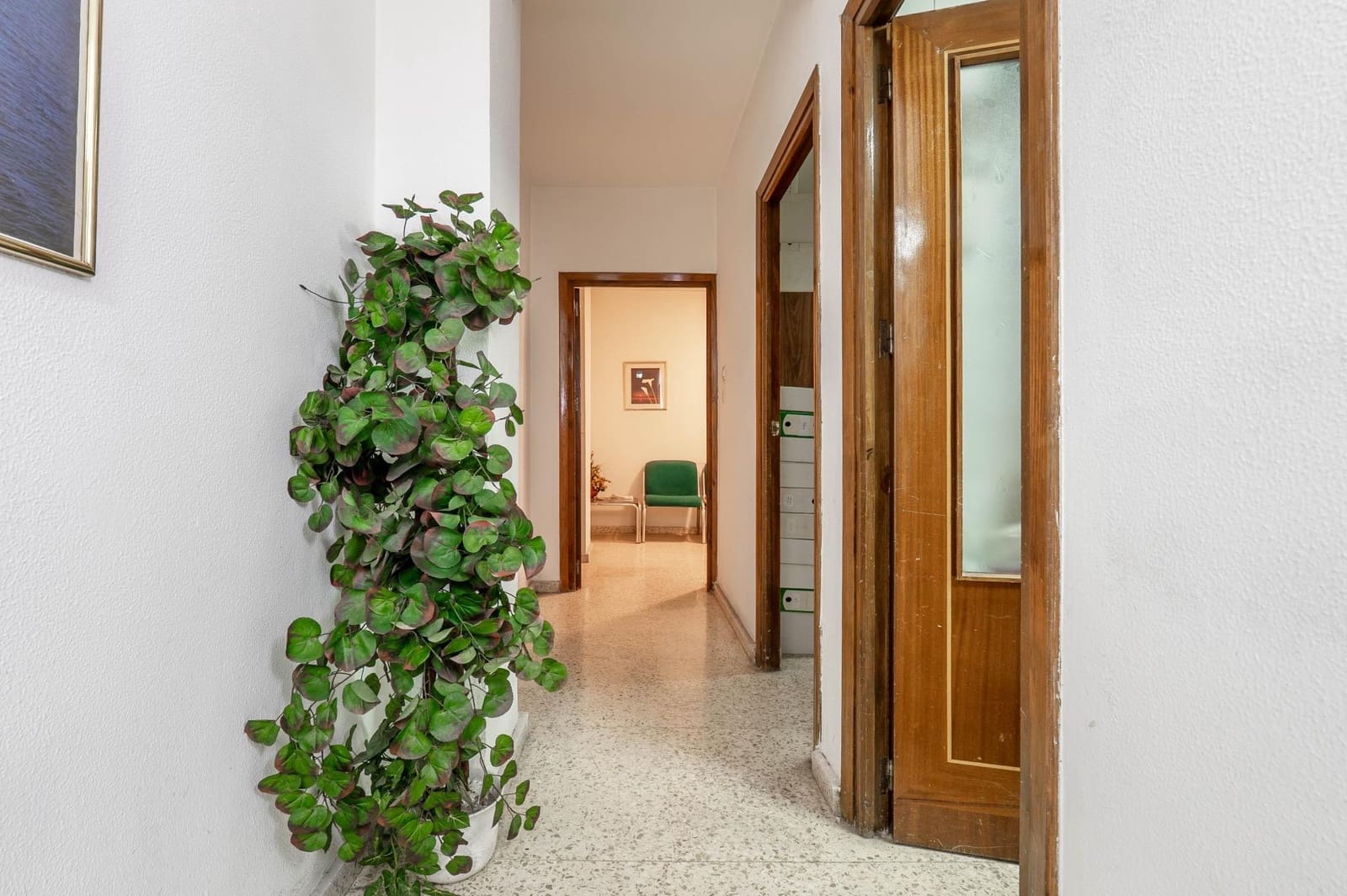 5 Zimmer Wohnung zu verkaufen in Granada Stadt - 295.000 € (Ref: 9605230)