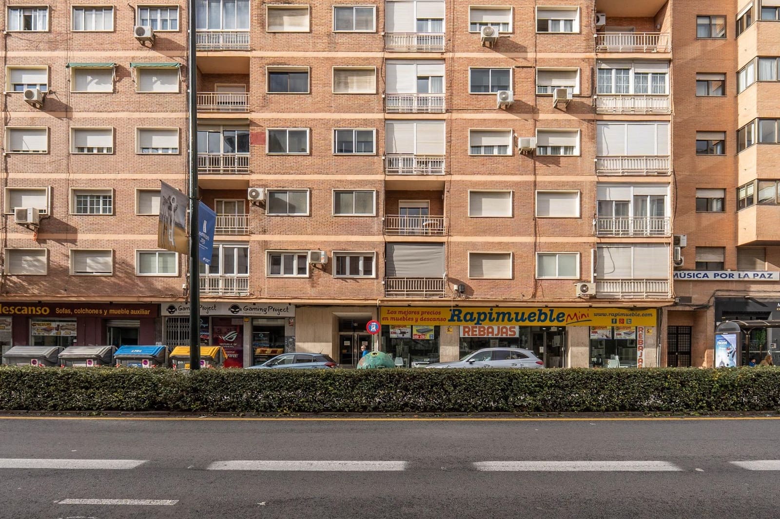 5 Zimmer Wohnung zu verkaufen in Granada Stadt - 295.000 € (Ref: 9605230)