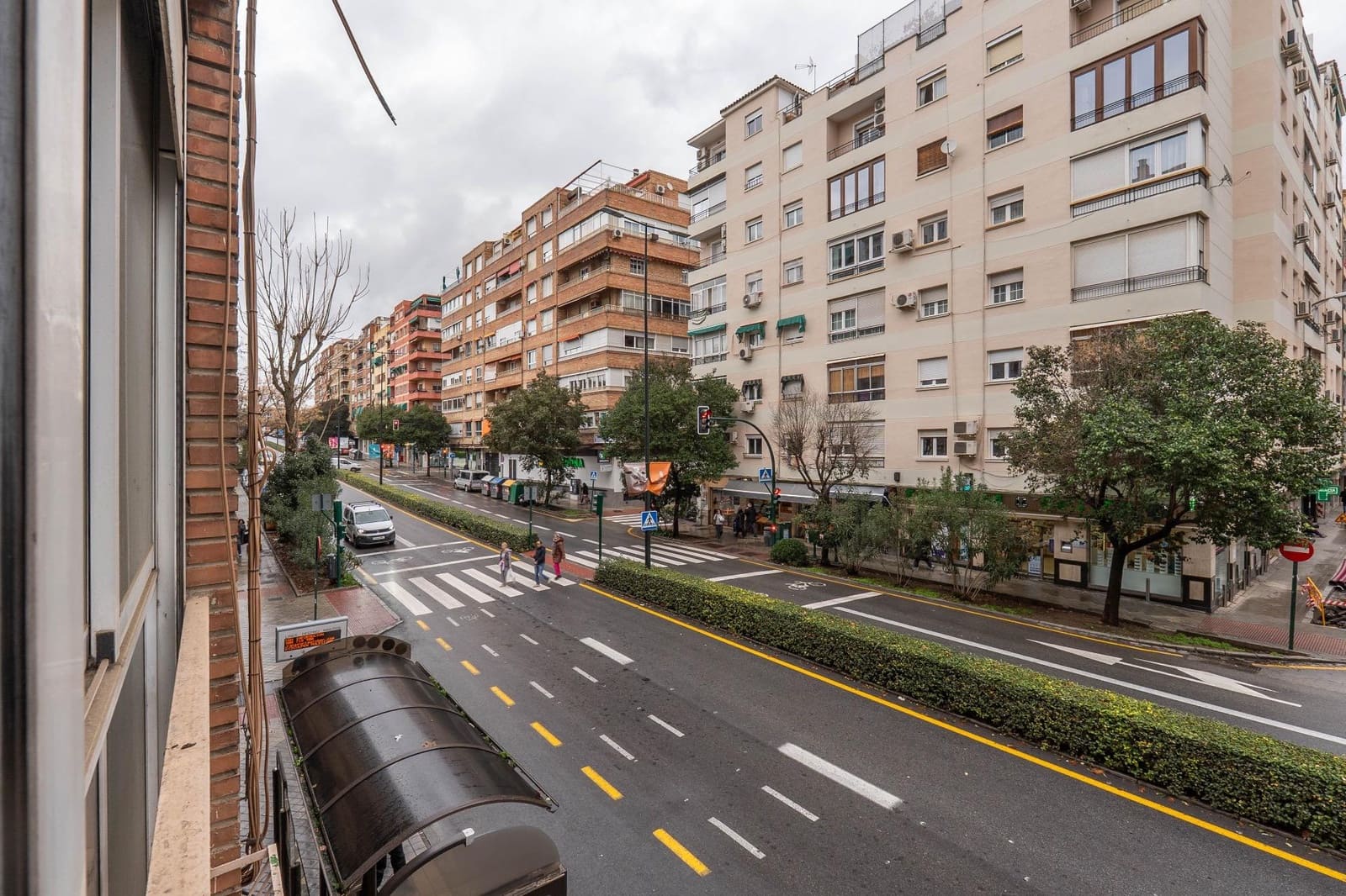 5 Zimmer Wohnung zu verkaufen in Granada Stadt - 295.000 € (Ref: 9605230)