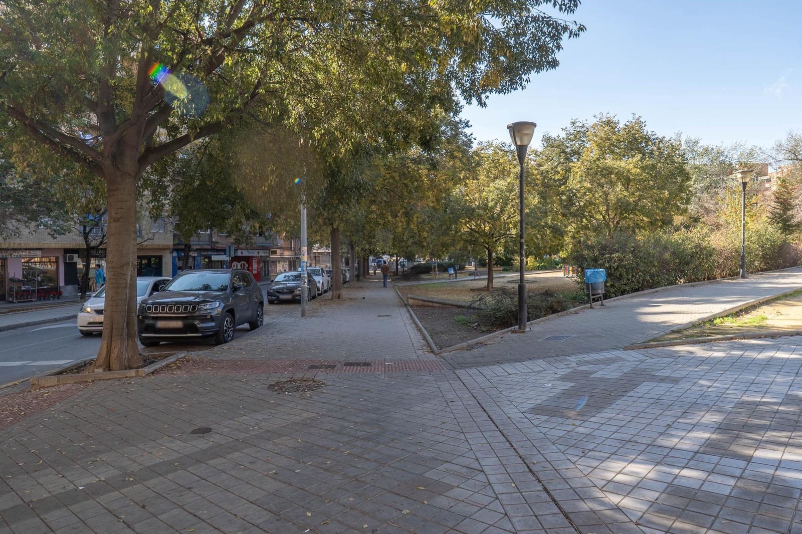 5 Zimmer Wohnung zu verkaufen in Granada Stadt - 295.000 € (Ref: 9605230)