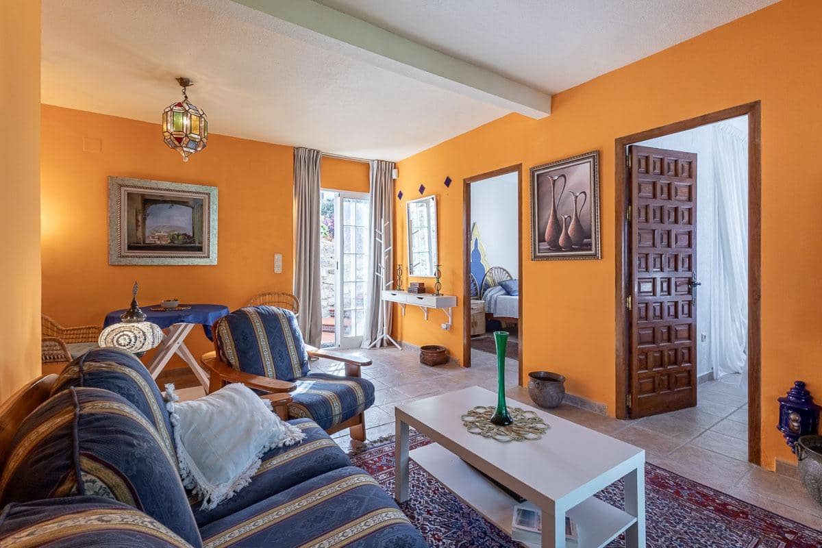 Chalet de 7 habitaciones en La Herradura en venta con piscina garaje - 1.690.000 € (Ref: 9605245)