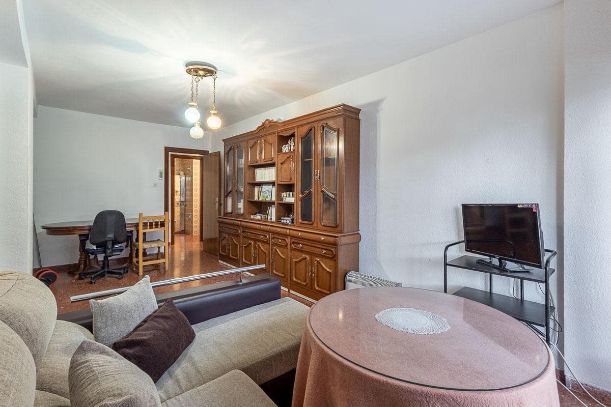 3 quarto Apartamento para venda em Granada cidade - 109 000 € (Ref: 9608300)