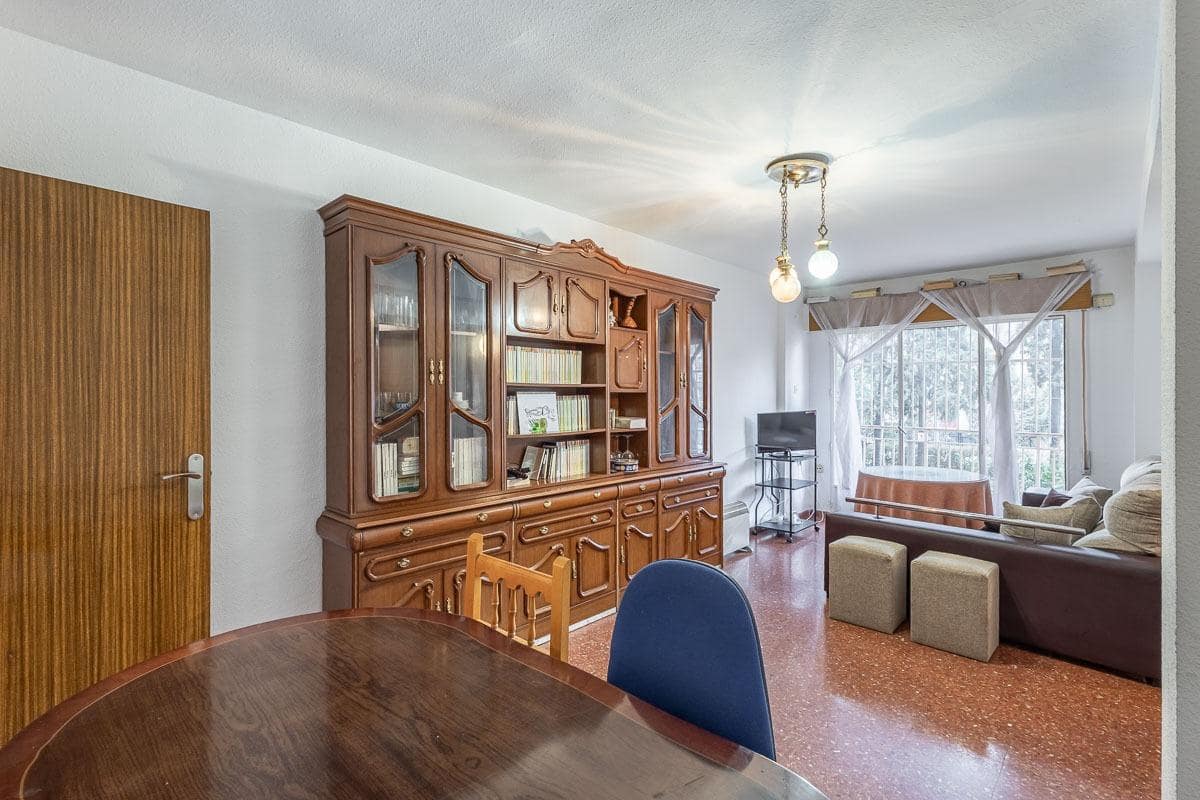 3 quarto Apartamento para venda em Granada cidade - 109 000 € (Ref: 9608300)