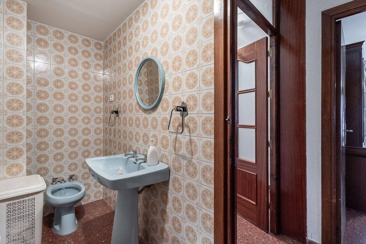 3 quarto Apartamento para venda em Granada cidade - 109 000 € (Ref: 9608300)