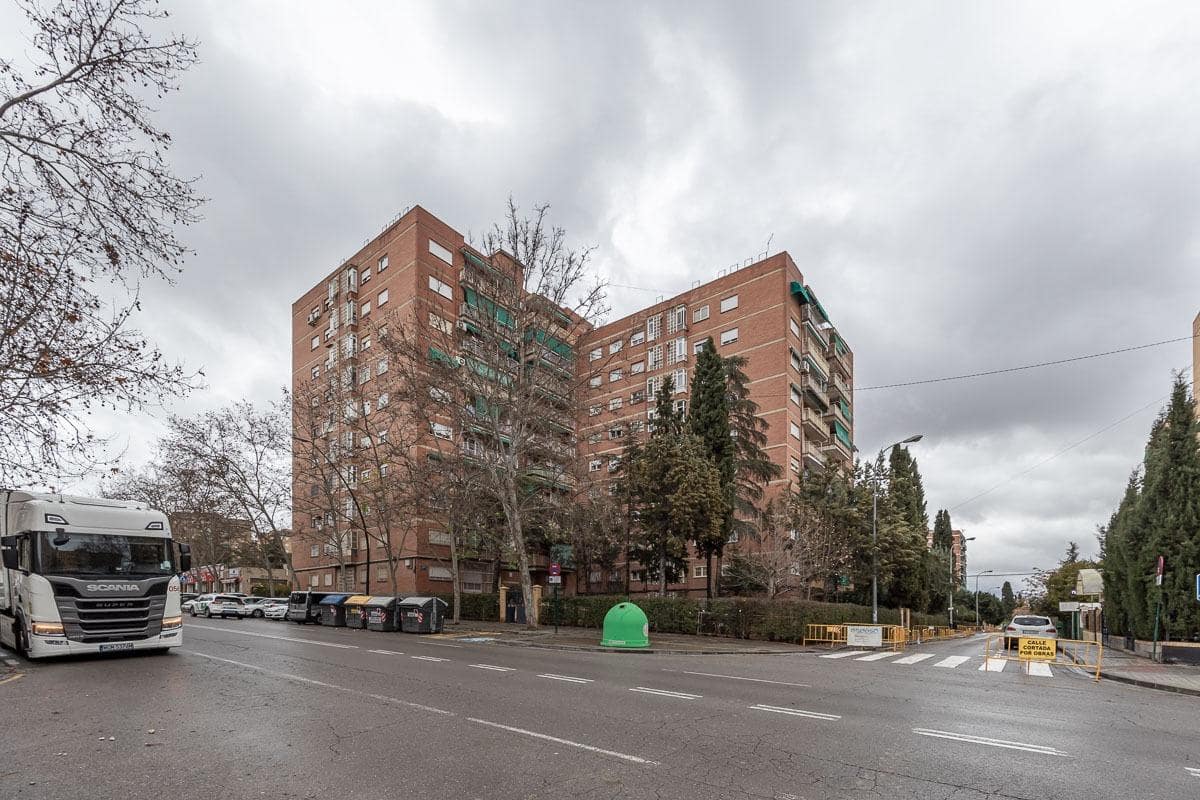 3 quarto Apartamento para venda em Granada cidade - 109 000 € (Ref: 9608300)