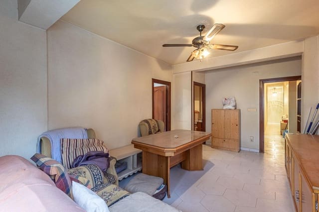 3 bedroom Flat for sale in Granada city - € 218,000 (Ref: 9608301)