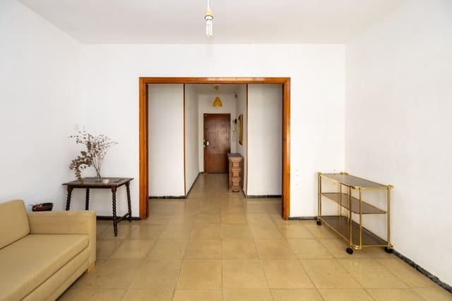 3 bedroom Flat for sale in Granada city - € 230,000 (Ref: 9608303)