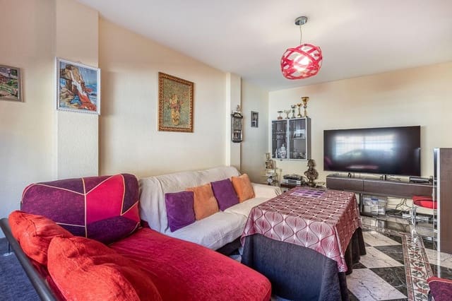 Adosado de 3 habitaciones en Armilla en venta con garaje - 189.000 € (Ref: 9611452)