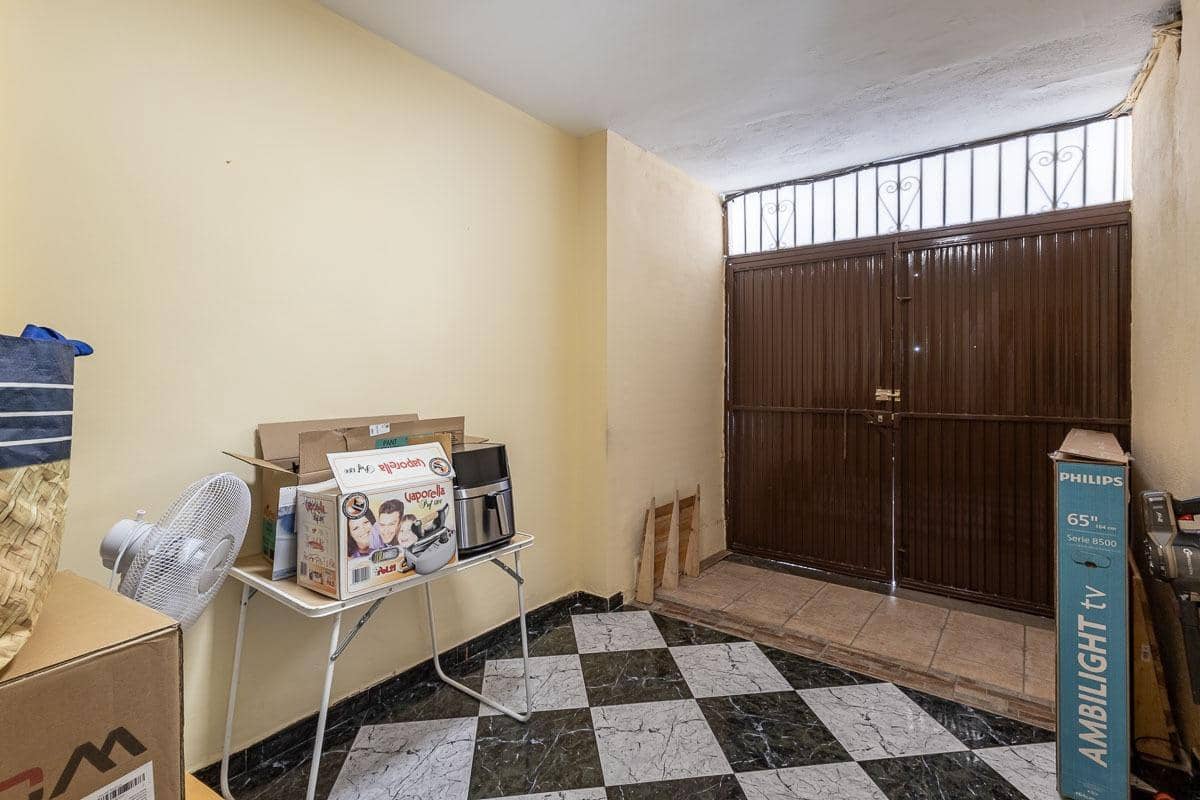 Adosado de 3 habitaciones en Armilla en venta con garaje - 189.000 € (Ref: 9611452)