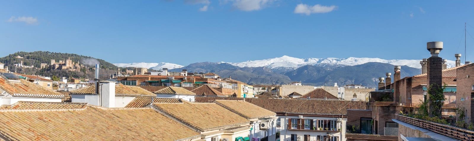 4 bedroom Penthouse for sale in Granada city with garage - € 730,000 (Ref: 9611453)