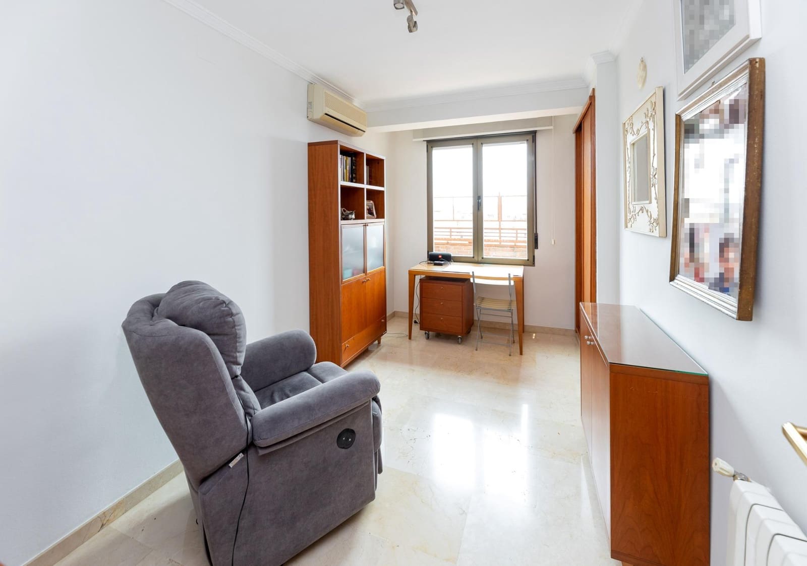 4 bedroom Penthouse for sale in Granada city with garage - € 730,000 (Ref: 9611453)