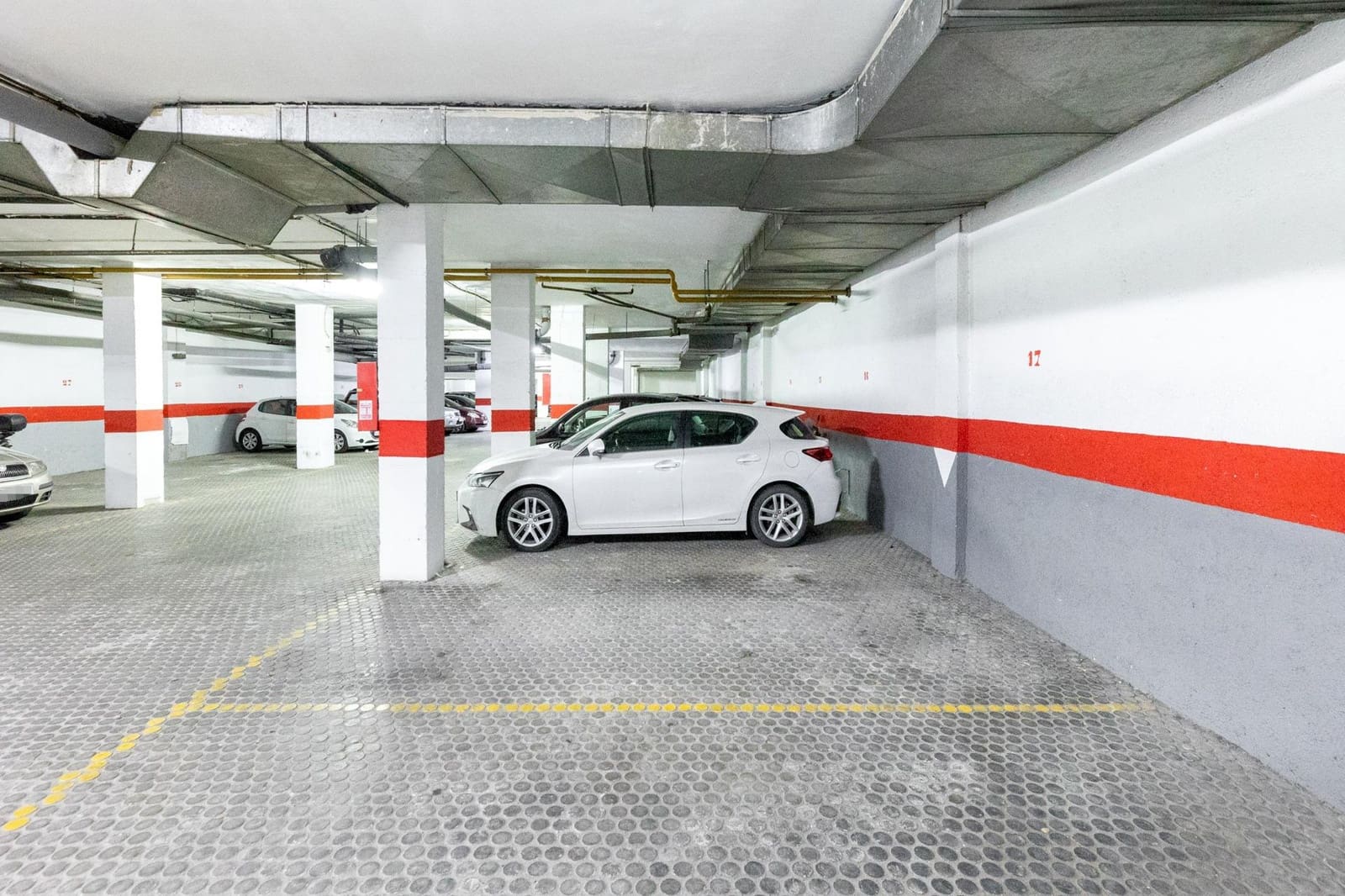 4 bedroom Penthouse for sale in Granada city with garage - € 730,000 (Ref: 9611453)