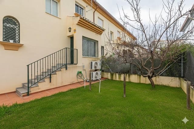 4 camera da letto Villetta Bifamiliare in vendita in Albolote con garage - 308.000 € (Rif: 9611454)