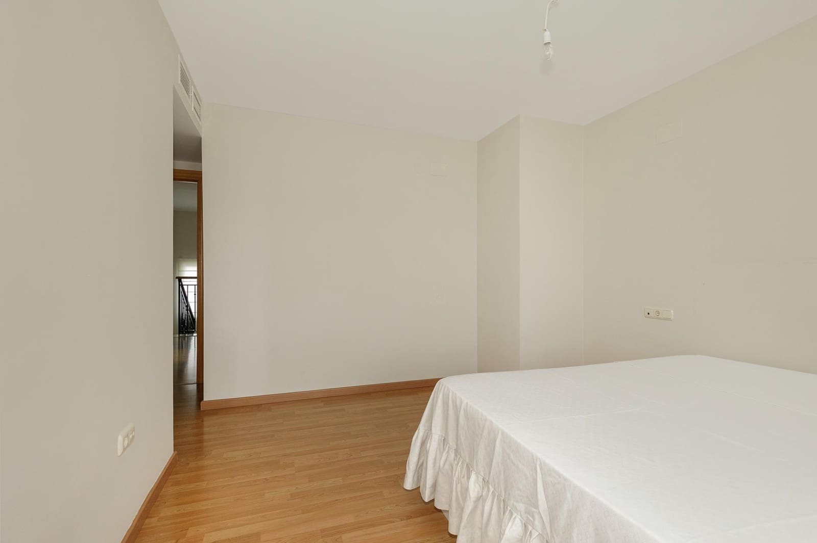 4 camera da letto Villetta Bifamiliare in vendita in Albolote con garage - 308.000 € (Rif: 9611454)