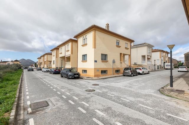 4 camera da letto Villetta Bifamiliare in vendita in Albolote con garage - 308.000 € (Rif: 9611454)