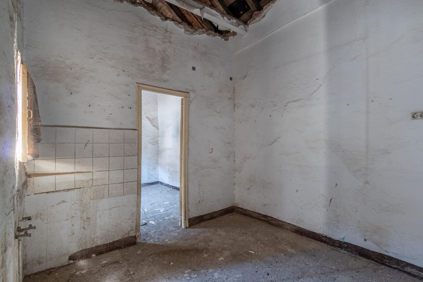 8 Zimmer Hotel zu verkaufen in Granada Stadt - 619.900 € (Ref: 9611456)