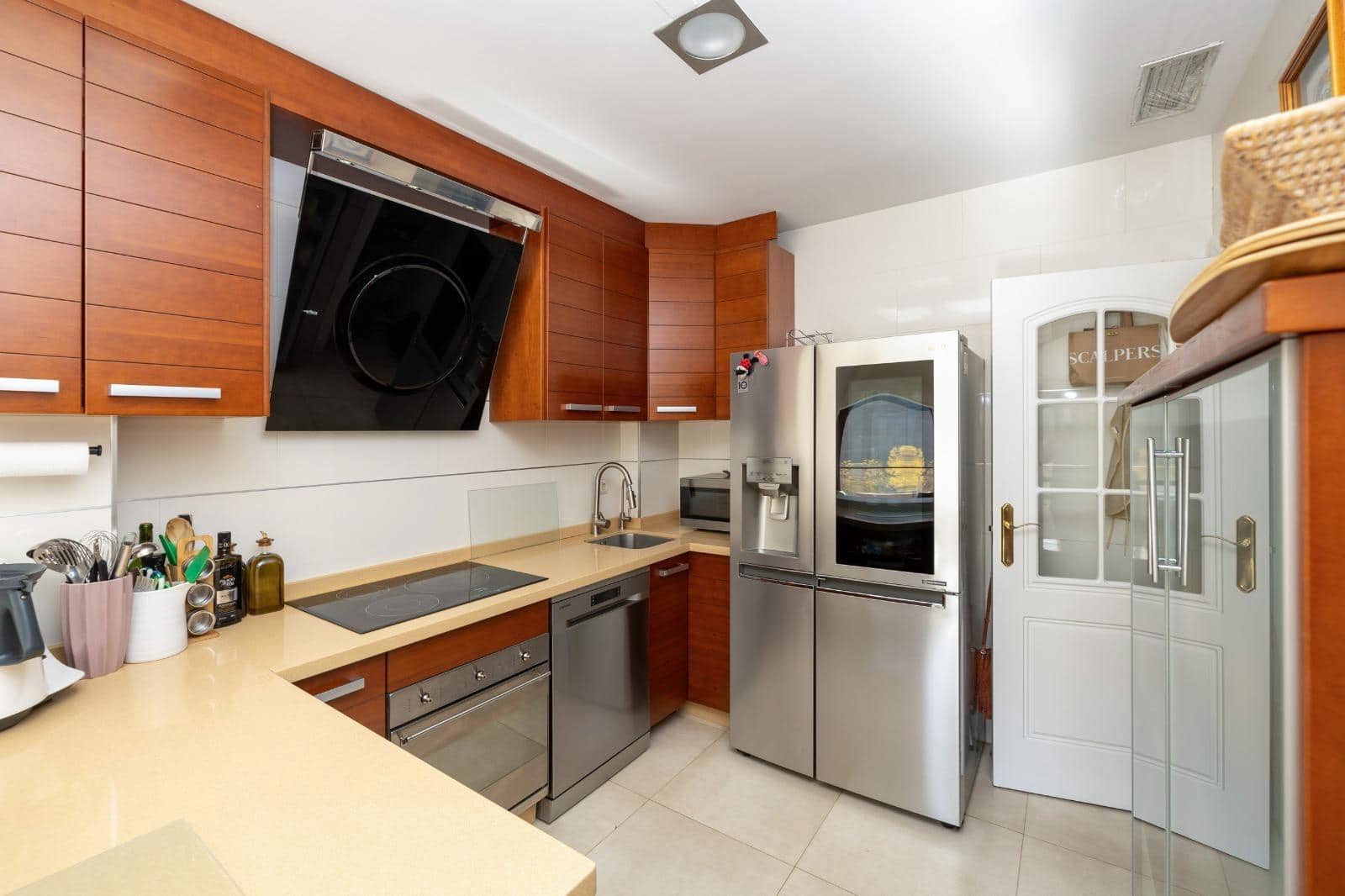 4 bedroom Terraced Villa for sale in Granada city with pool garage - € 770,000 (Ref: 9616107)