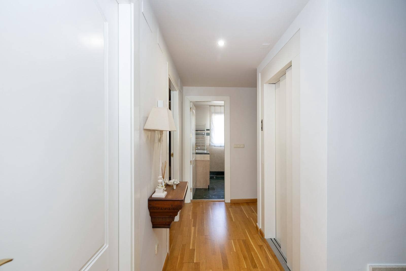 4 bedroom Terraced Villa for sale in Granada city with pool garage - € 770,000 (Ref: 9616107)