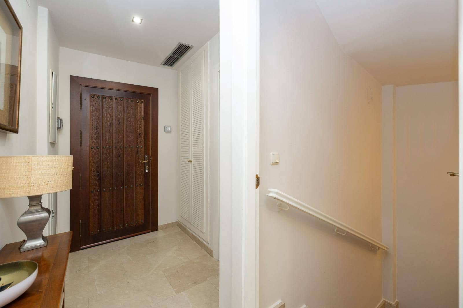 4 bedroom Terraced Villa for sale in Granada city with pool garage - € 770,000 (Ref: 9616107)