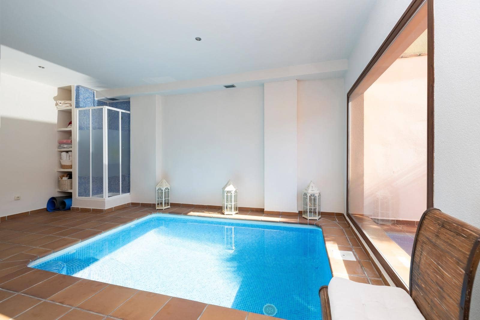 4 bedroom Terraced Villa for sale in Granada city with pool garage - € 770,000 (Ref: 9616107)