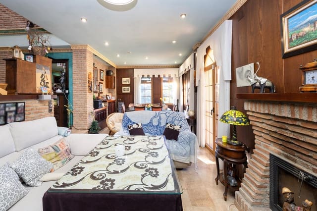 4 sypialnia Willa na sprzedaż w El Valle z basenem garażem - 1 150 000 € (Ref: 9616108)