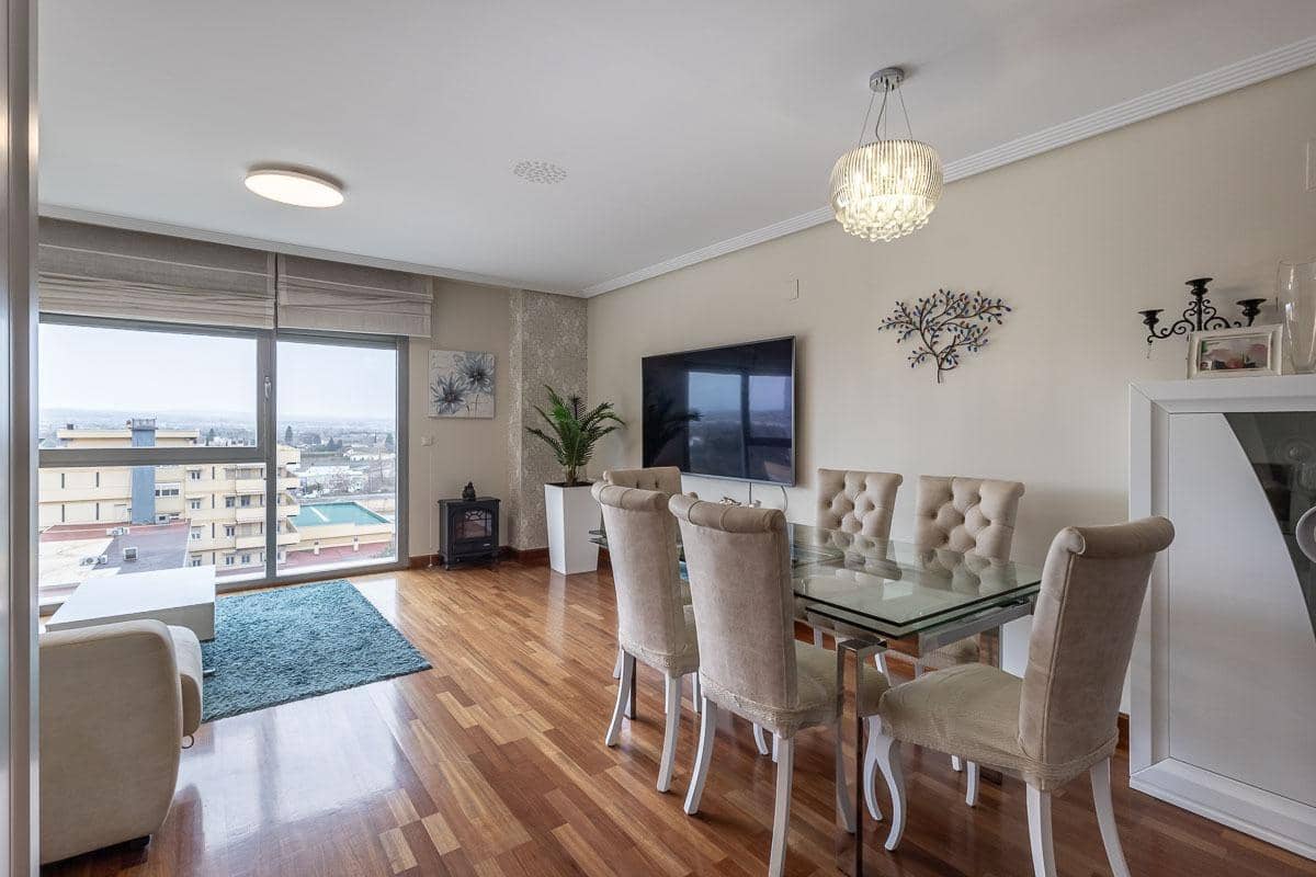 4 bedroom Flat for sale in Granada city with garage - € 695,000 (Ref: 9616109)