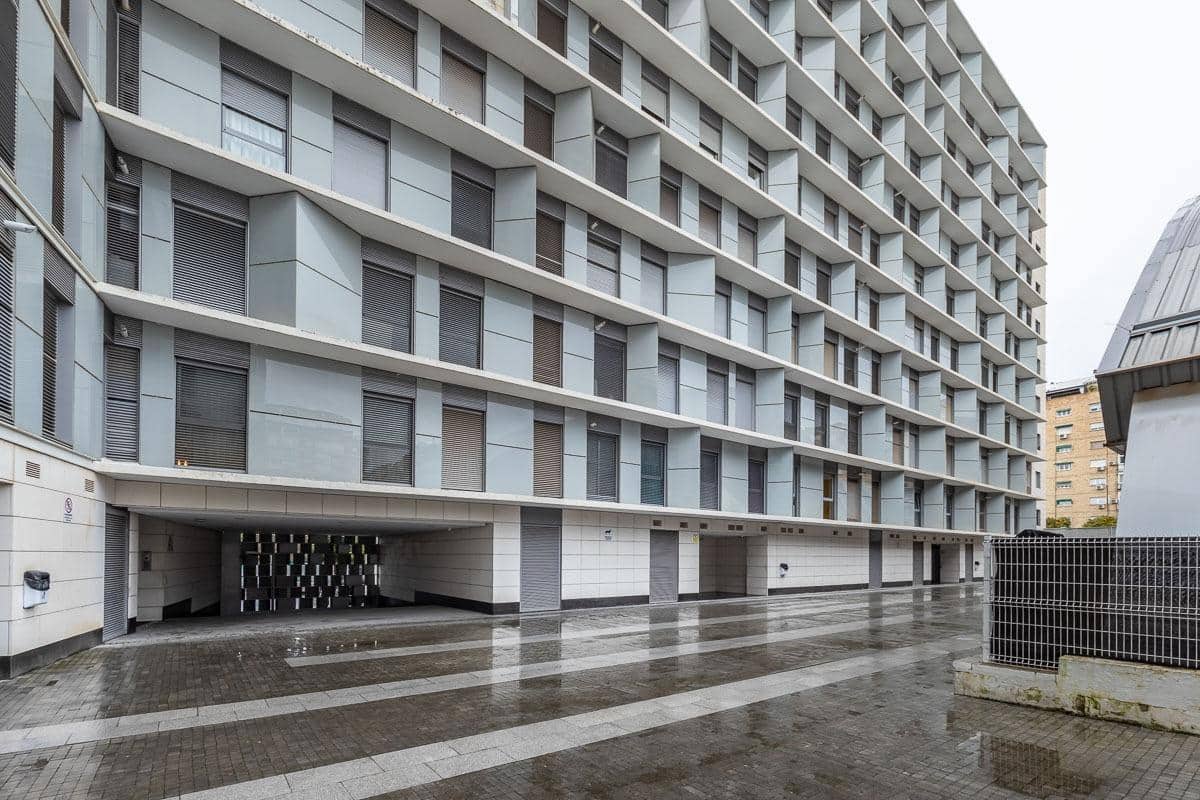 4 bedroom Flat for sale in Granada city with garage - € 695,000 (Ref: 9616109)