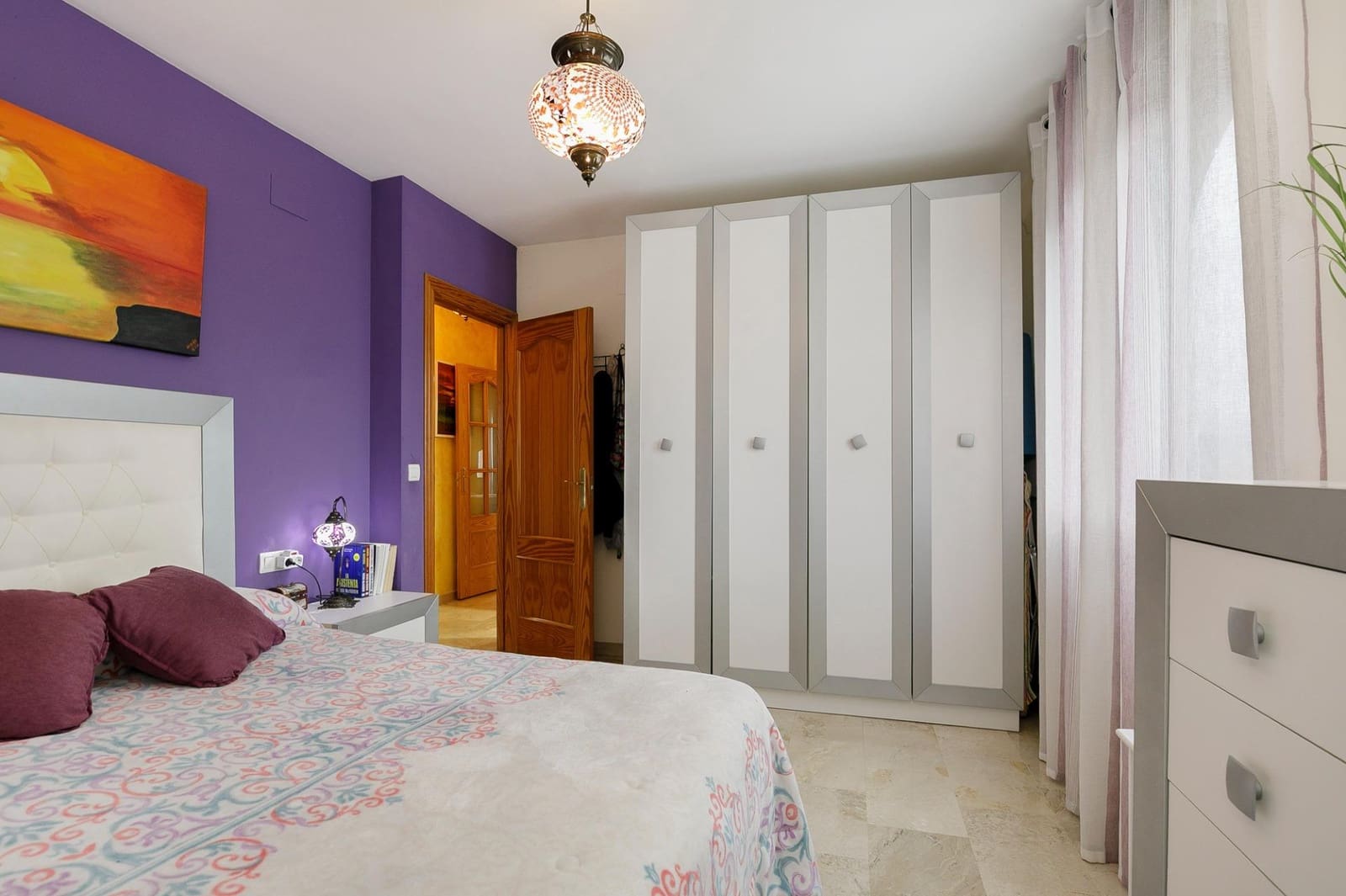 6 soverom Villa til salgs i Peligros med svømmebasseng - € 360 000 (Ref: 9619576)