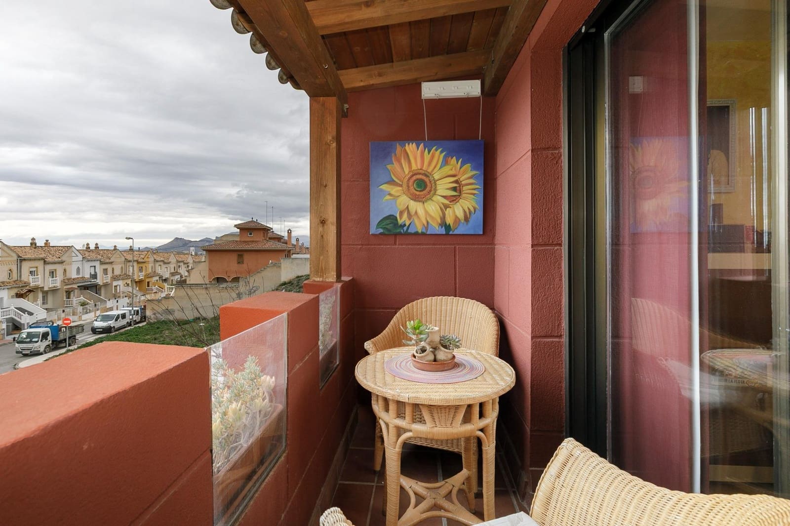 6 soverom Villa til salgs i Peligros med svømmebasseng - € 360 000 (Ref: 9619576)