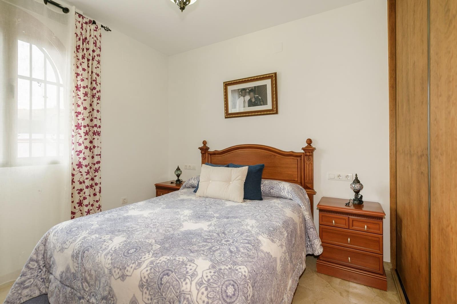 6 soverom Villa til salgs i Peligros med svømmebasseng - € 360 000 (Ref: 9619576)