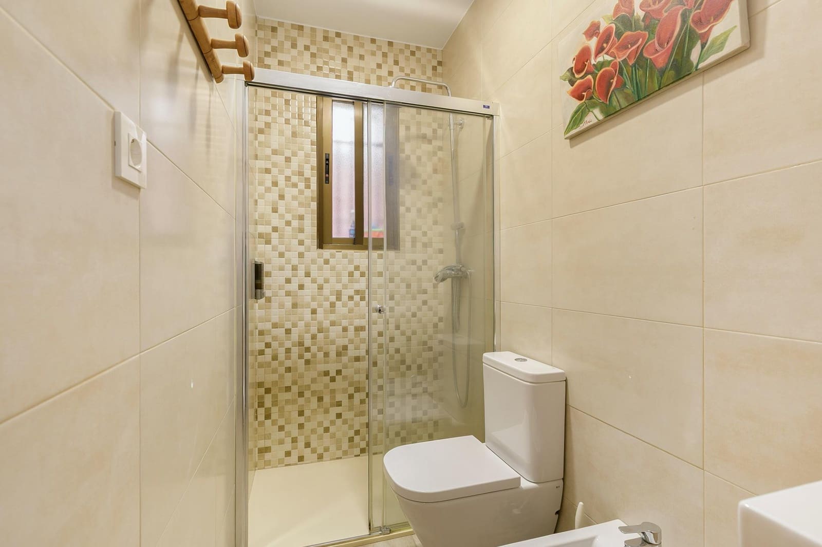 6 soverom Villa til salgs i Peligros med svømmebasseng - € 360 000 (Ref: 9619576)