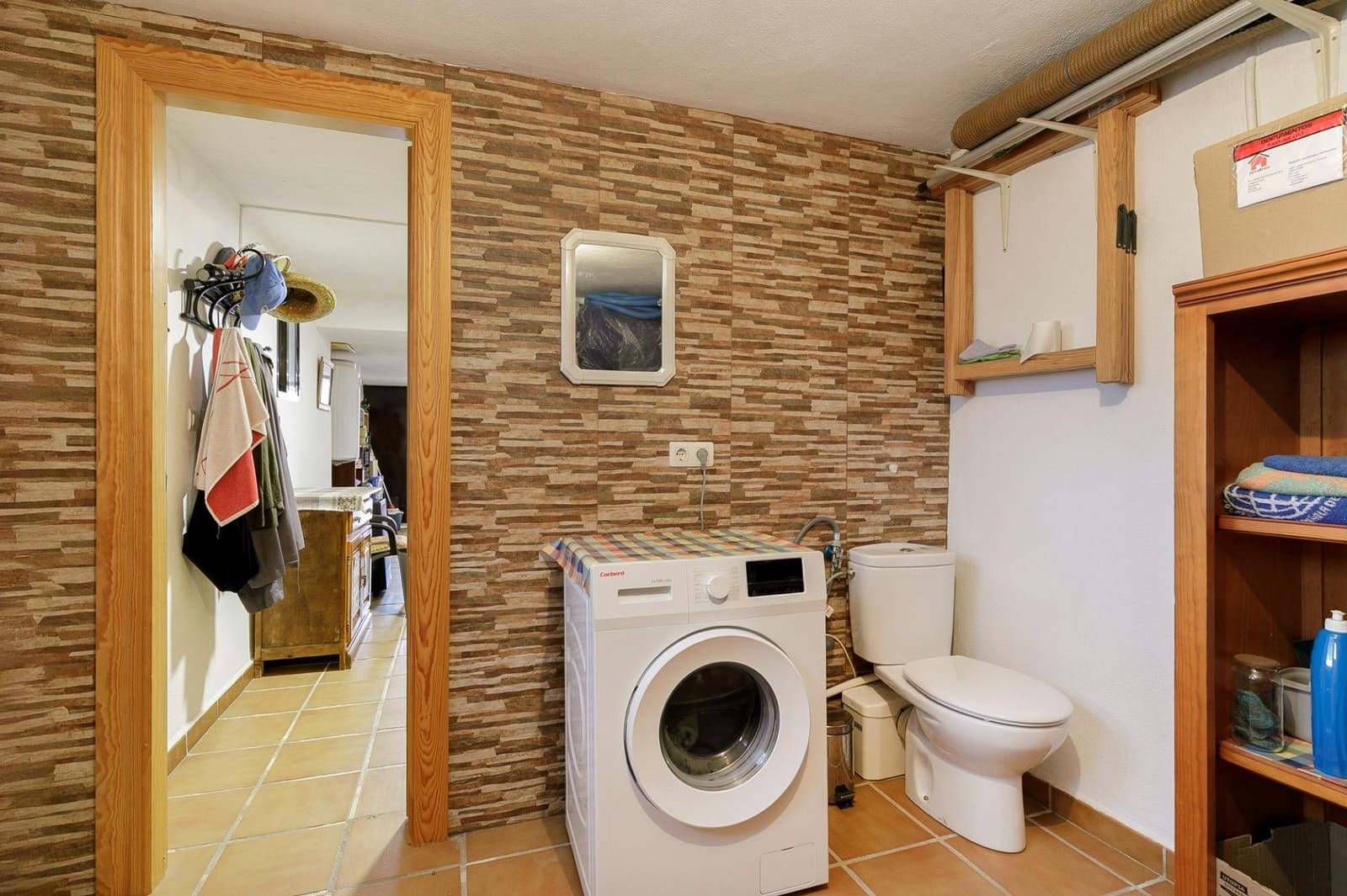 6 soverom Villa til salgs i Peligros med svømmebasseng - € 360 000 (Ref: 9619576)