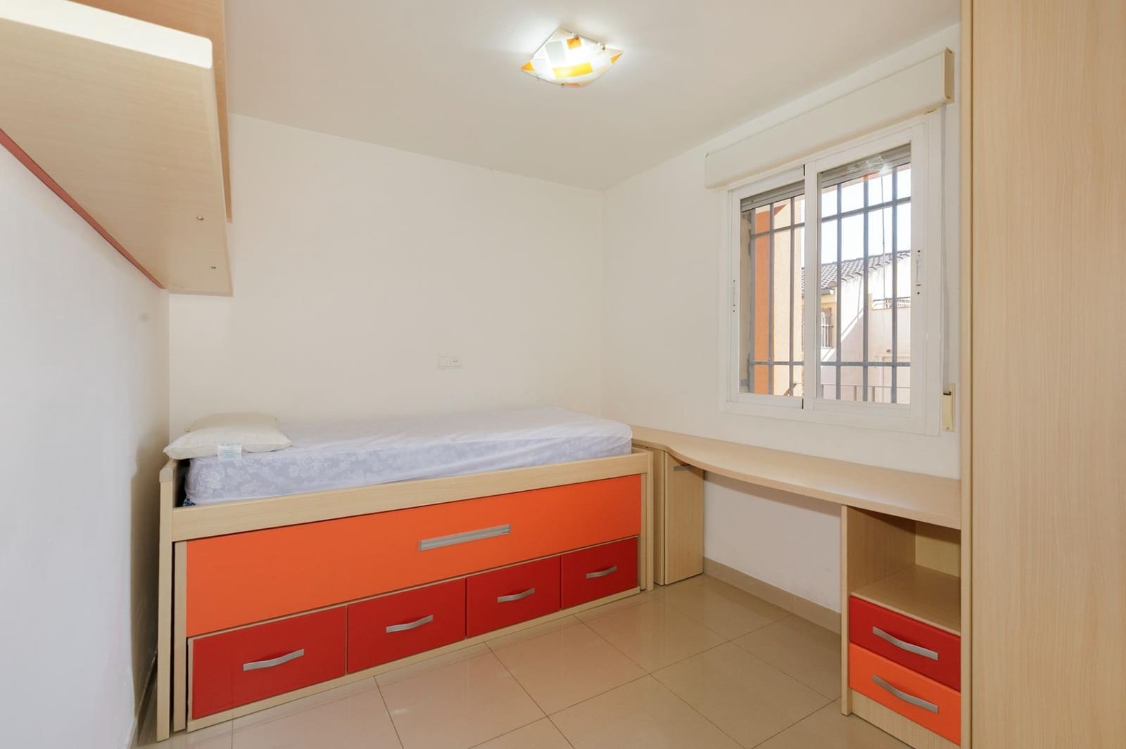 2 bedroom Flat for sale in Armilla - € 165,000 (Ref: 9619577)