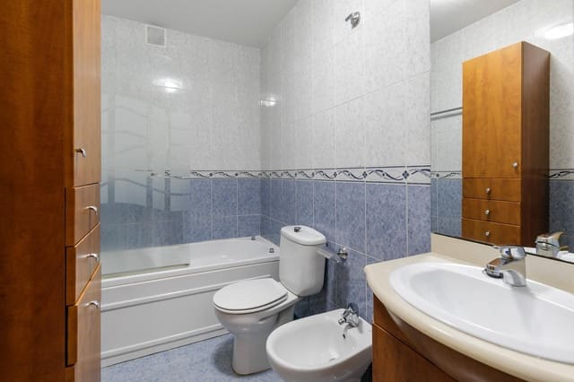 2 bedroom Flat for sale in Armilla - € 165,000 (Ref: 9619577)