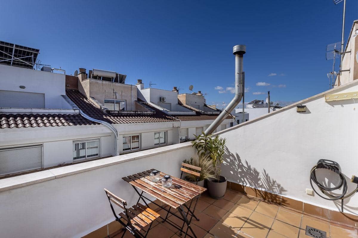 4 sovrum Radhus till salu i Churriana de la Vega med garage - 385 000 € (Ref: 9619578)