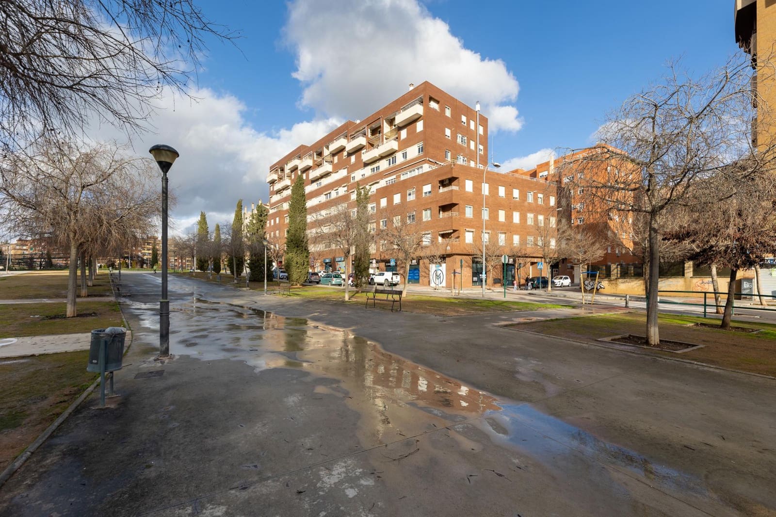 4 sovrum Lägenhet till salu i Granada stad med pool garage - 480 000 € (Ref: 9625931)
