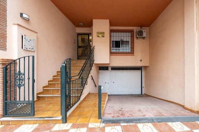 2 Zimmer Wohnung zu verkaufen in Churriana de la Vega mit Garage - 164.000 € (Ref: 9625932)