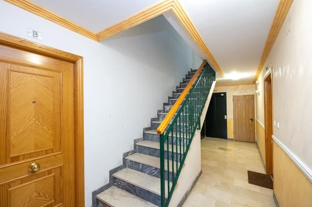 2 Zimmer Wohnung zu verkaufen in Churriana de la Vega mit Garage - 164.000 € (Ref: 9625932)