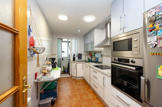 2 Zimmer Wohnung zu verkaufen in Churriana de la Vega mit Garage - 164.000 € (Ref: 9625932)