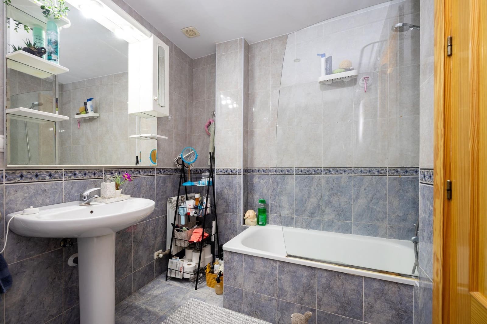 2 Zimmer Wohnung zu verkaufen in Churriana de la Vega mit Garage - 164.000 € (Ref: 9625932)