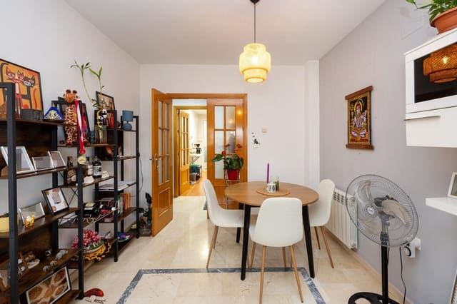 2 Zimmer Wohnung zu verkaufen in Churriana de la Vega mit Garage - 164.000 € (Ref: 9625932)