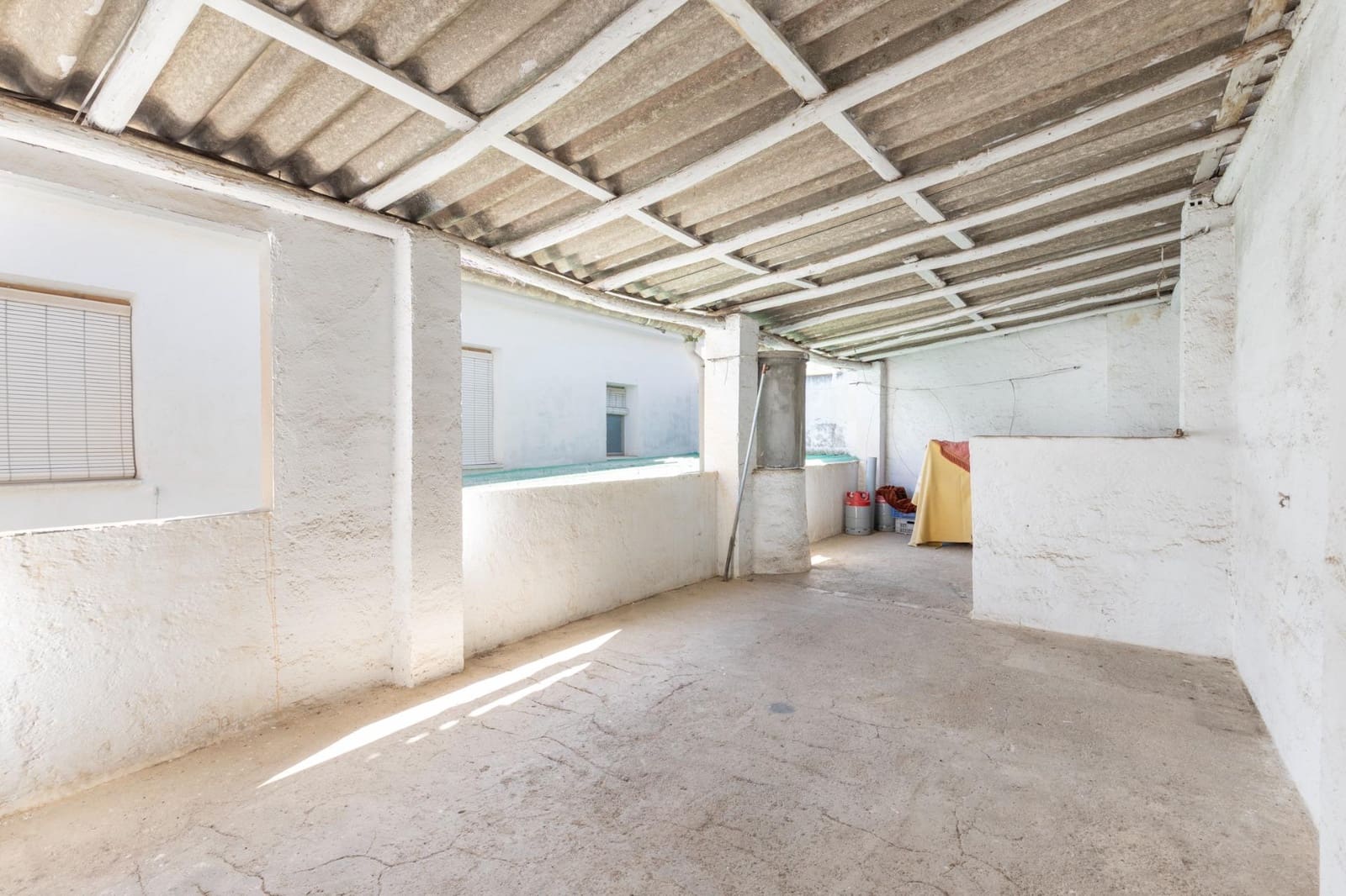 5 bedroom Townhouse for sale in Santa Fe with garage - € 174,900 (Ref: 9625936)