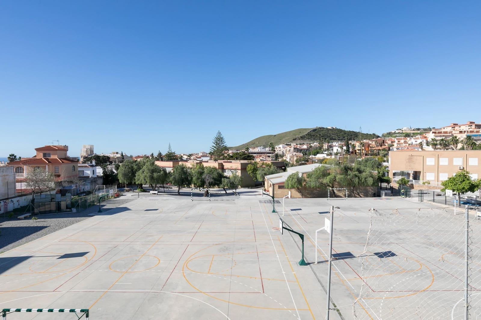 2 bedroom Flat for sale in Motril - € 89,900 (Ref: 9627834)