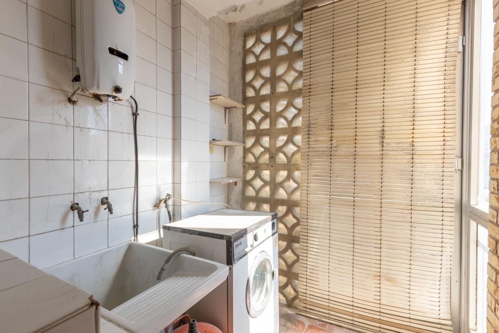 4 makuuhuone Asunto myytävänä paikassa Granada kaupunki - 160 000 € (Ref: 9627835)