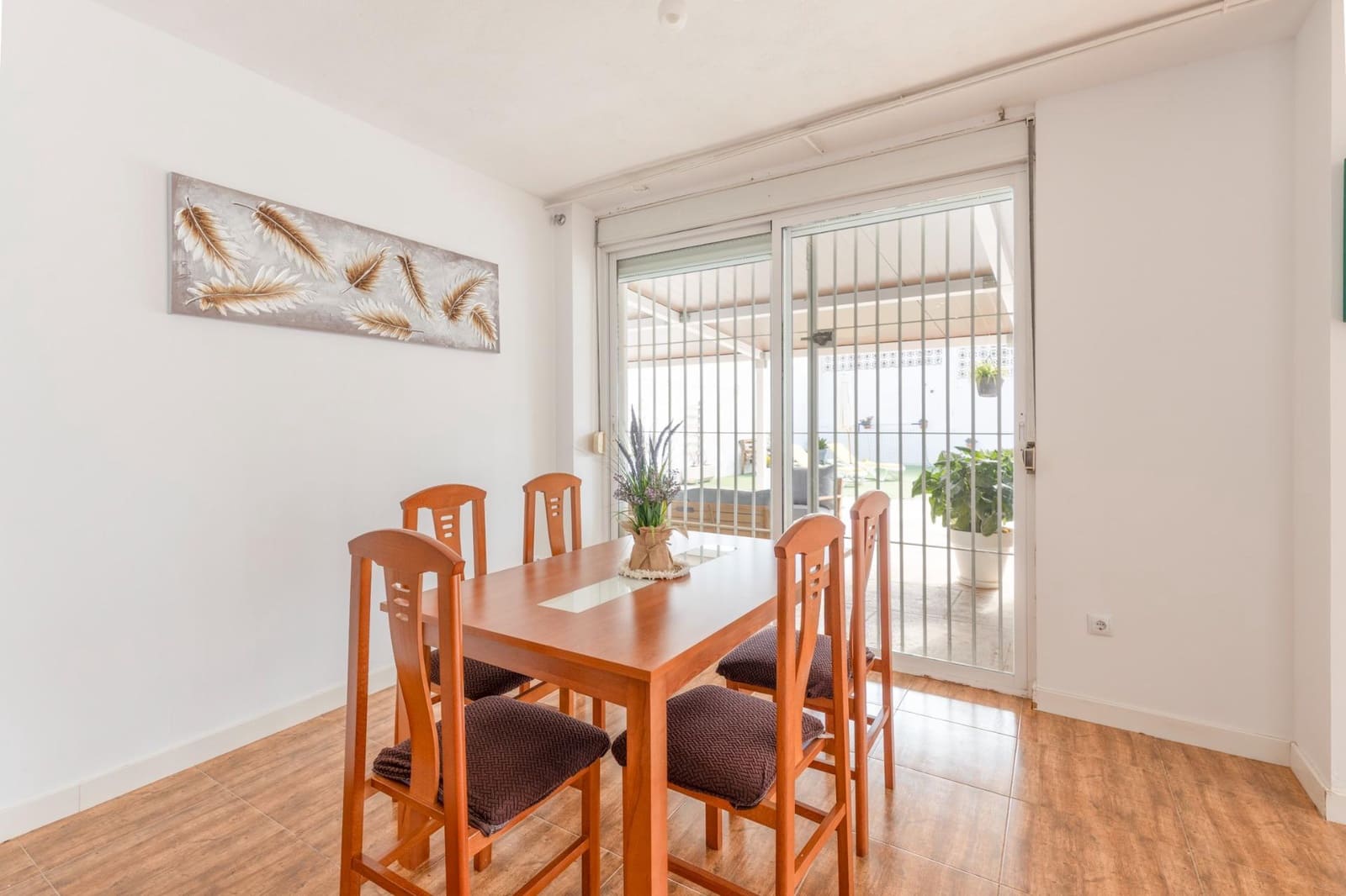 4 soverom Villa til salgs i Otura med garasje - € 383 000 (Ref: 9627836)