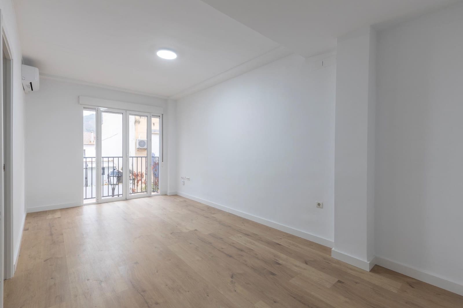 Piso de 2 habitaciones en Cenes de la Vega en venta - 149.000 € (Ref: 9627837)